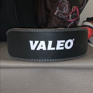 Weight lifting belt
